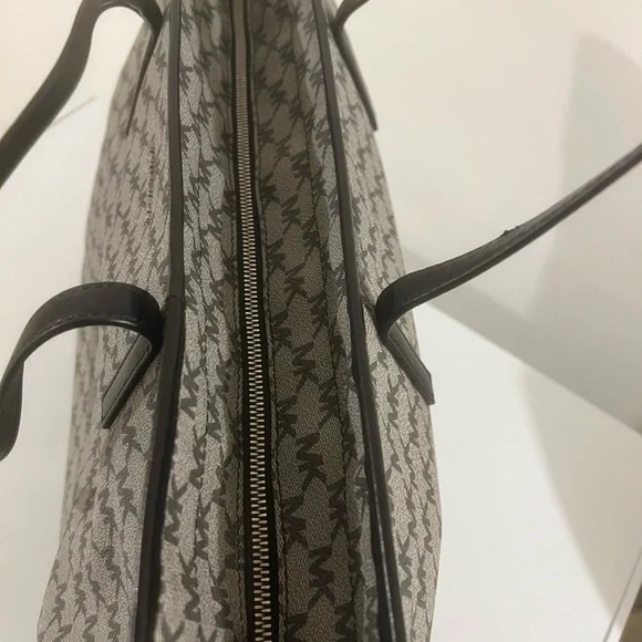 Michael Kors Monogram Black and Gray Tote - Picture 4 of 8